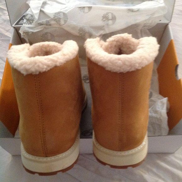 Timberland Men\'s Richmond Ridge Wheat Nubuck WP Chukka Boots - 11M - New in Box